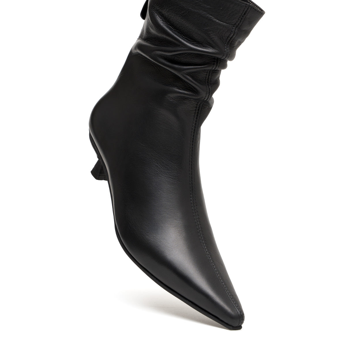 AGATTA BLACK BOOTIES