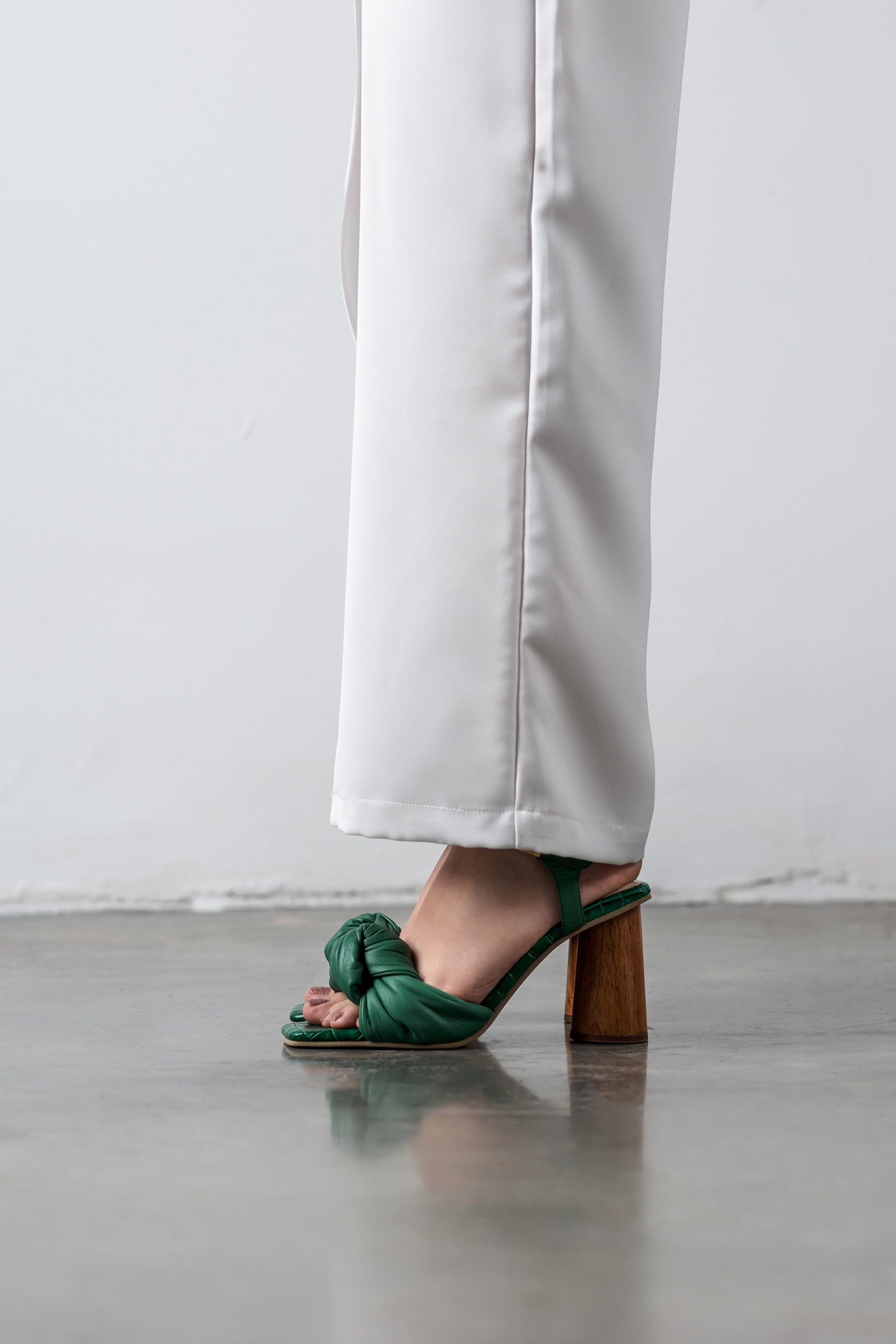 ALESSIA GREEN SANDALS