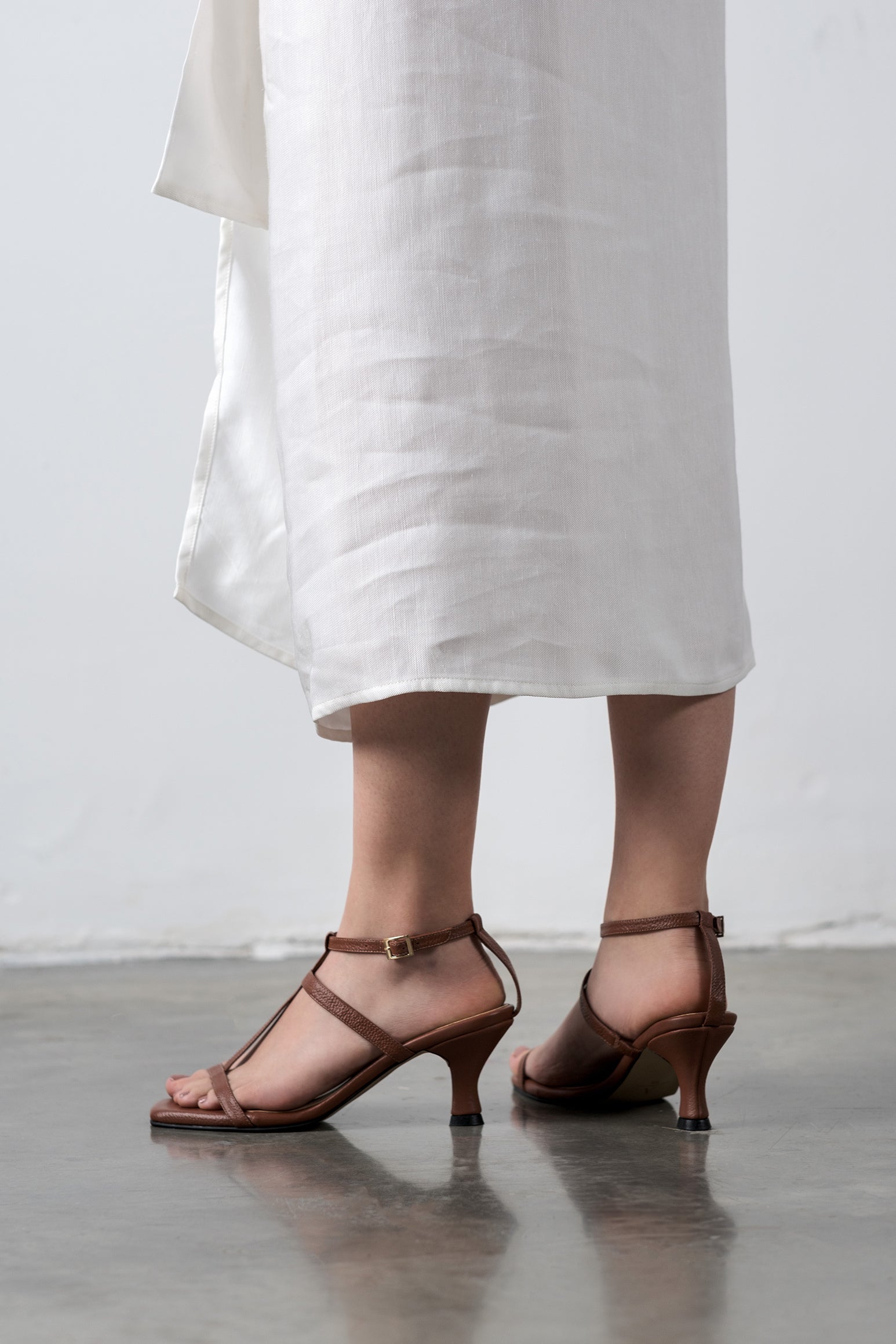 SERENNA BROWN SANDALS