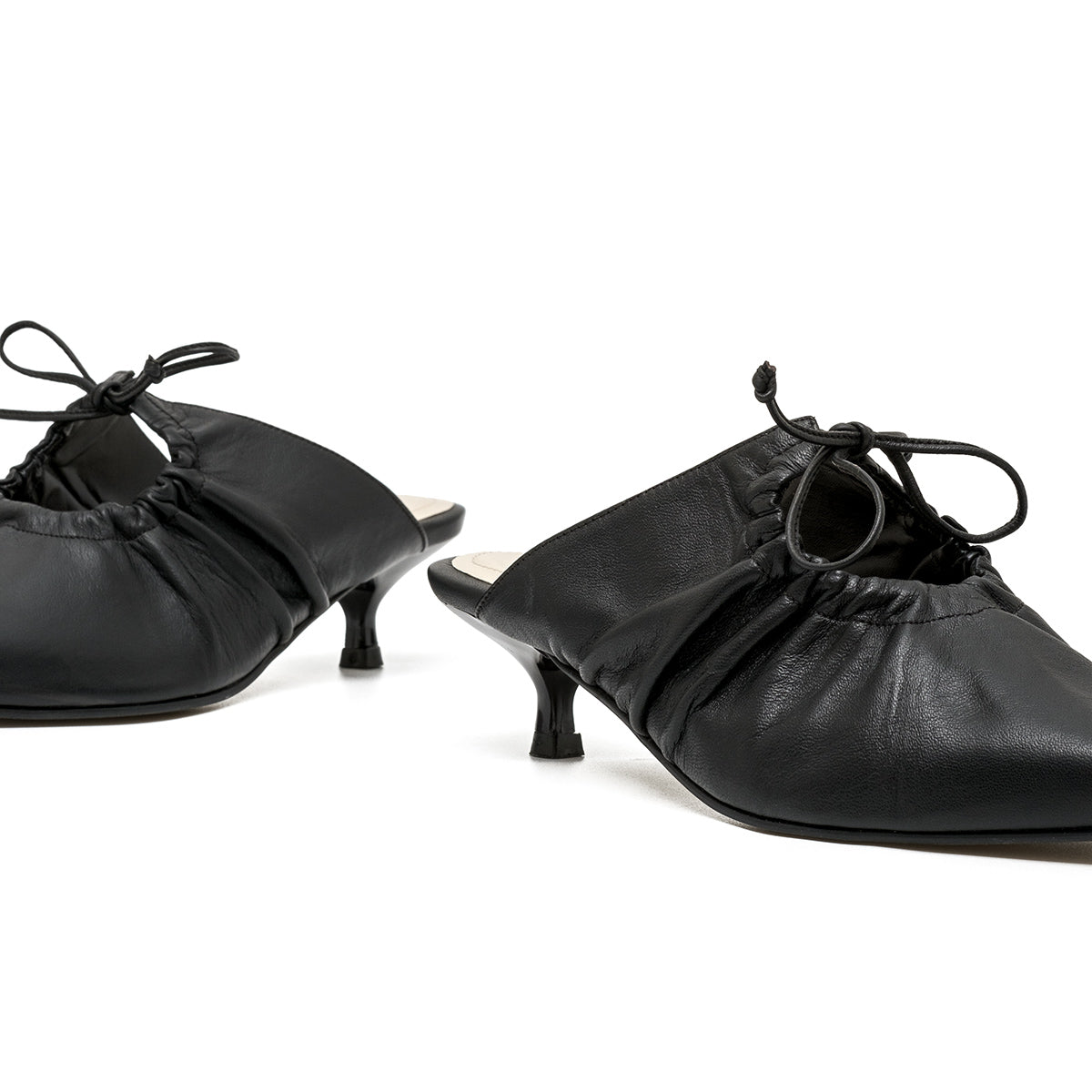 BELZA BLACK MULE